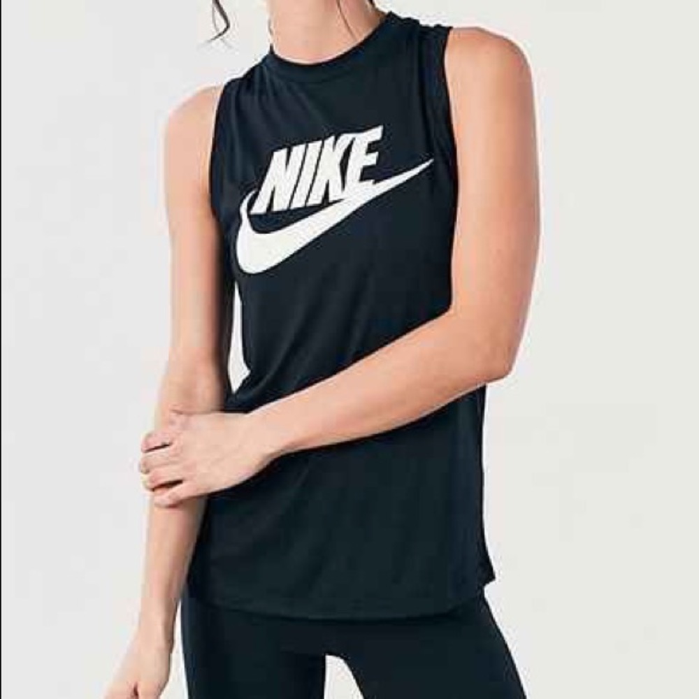 NWT Nike long tank